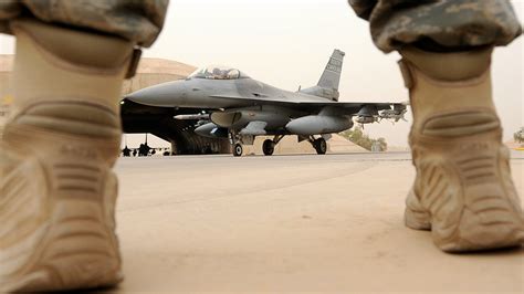 Rockets Hit Iraqi Air Base Wounding 2 The Media Line