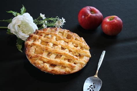 Tarte aux pommes et sucre à la crème DuFort Traiteur