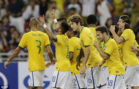 Brazil 4 0 Japan Commentary Neymar Scores All Four Goals Daily Mail