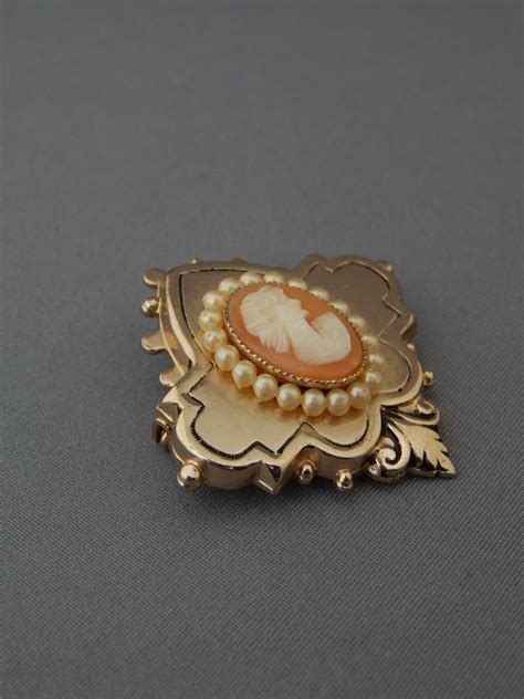 Vintage Coro Cameo Brooch Carved Shell Faux Pearl Gold Tone Etsy