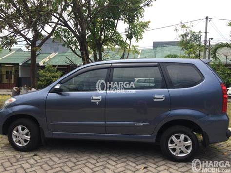 Gambar Mobil Xenia Hitam - Galeri Mobil