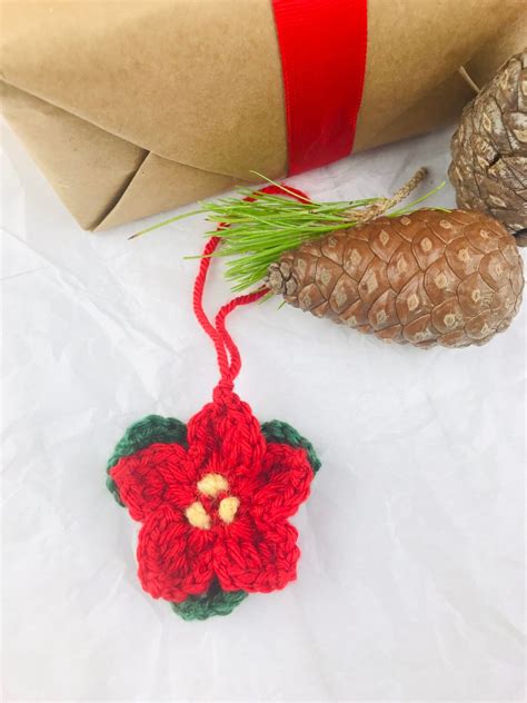 Free Crochet Poinsettia Pattern Christmas Flower Ornament Desert