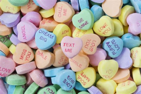 Heres Why You Wont See Conversation Hearts On Store Shelves This Valentines Day Valentines