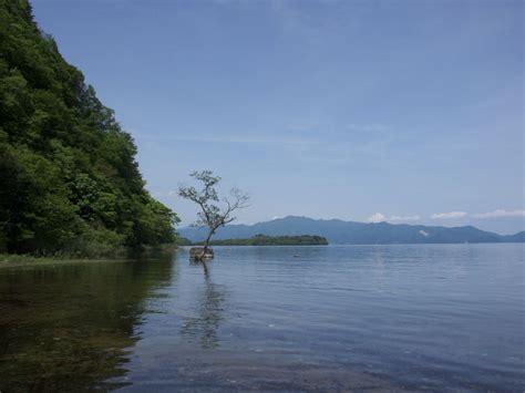 You can enjoy river sports, and fishing in japan's rivers. Lake Inawashiro , Fukushima. 猪苗代湖 - 2012.06.02 | Outdoor, Places, River