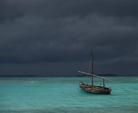 Boot Im Gewitter Foto And Bild Asia Indian Ocean Malediven Bilder Auf Fotocommunity