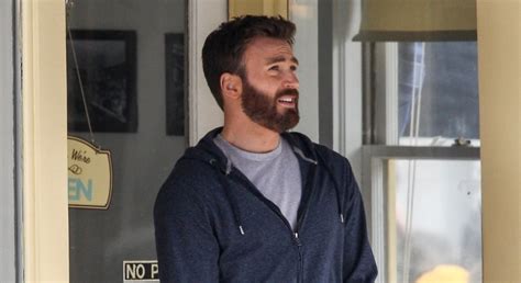 Chris Evans Spends The Afternoon Filming ‘defending Jacob Chris