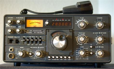 Yaesu Ft 101zd Desktop Shortwave Transceiver