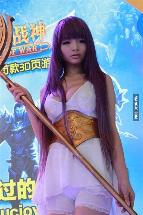 Sexy Chinese Cosplayer Banned From Game Show For Showing Too 9gag
