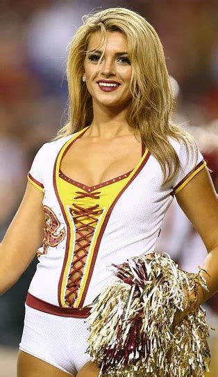 Redskins Cheerleaders Hottest Nfl Cheerleaders Beautiful Women