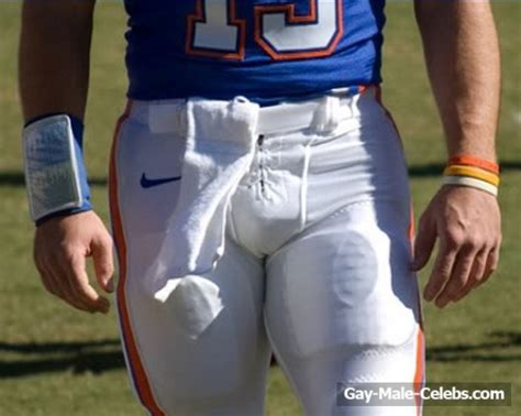 Tim Tebow Paparazzi Shirtless And Bulge Photos Gay Male Celebs