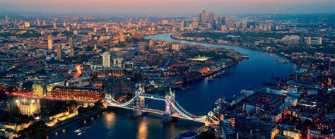 Hier vind je alle informatie bezienswaardigheden & highlights persoonlijke tips 100+ uitgebreide.de leukste bezienswaardigheden & tips voor je londen stedentrip! De 10 coolste dingen om te doen in Londen