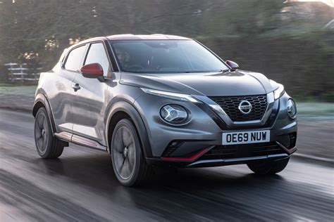 Nissan Juke Suv Review Carbuyer