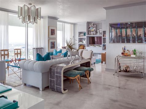 Coastal Cool Hints Of Turquoise And Coral Compliment Well Chosen Design