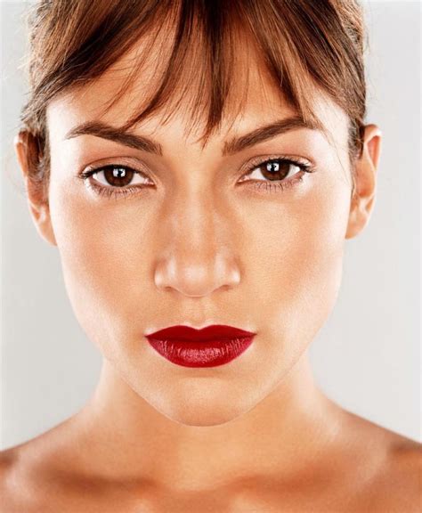 Jennifer Lopez Headshot 2001