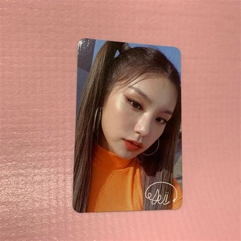 Itzy Yeji Official Photocard Only 1st Mini Album Itz Icy Photo Card 2