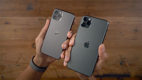 Apple iphone 11 pro comes with ios 13, 5.8 inches 120hz oled display, apple a13 bionic (7 nm+) chipset, triple rear and dual selfie cameras, 4gb ram and 64/256/512gb rom. Which iPhone should I buy? Comparing Apple's current ...