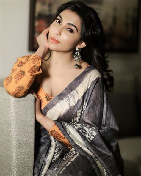 Parvathi Nair Hd Photos Tamil Actress Diary