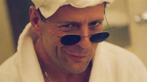 pray bruce willis forced to retire from acting after aphasia diagnosis