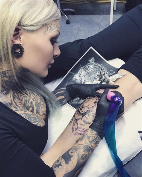 Stunning Mara Inkperial Is An Amazing Tattoo Artist And Model