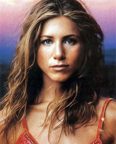 Pin By Denise Sarinana On Celebrities Jennifer Aniston Photos Jennifer Aniston Hair