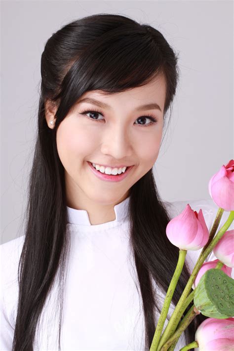 Meryem Uzerli Top 10 List Of Most Beautiful Vietnamese Women