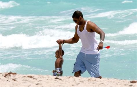 Spotted Usher IV And His Son Usher V At The Beach