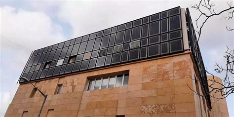 Onyx Solar Floriana Project House Bipv פאנלים סולאריים משולבי מבנה