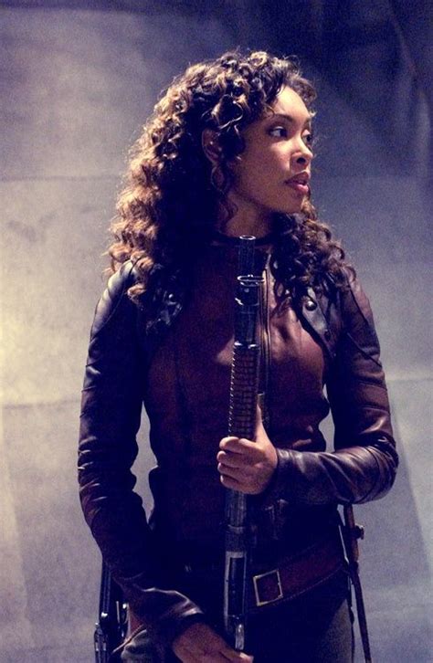 Gina Torres As Zoe In Serenity Firefly Gina Torres Firefly Serenity