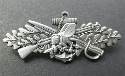 Usn Navy Seabees Seabee Combat Warfare Scw Insignia Lapel Pin Badge 2