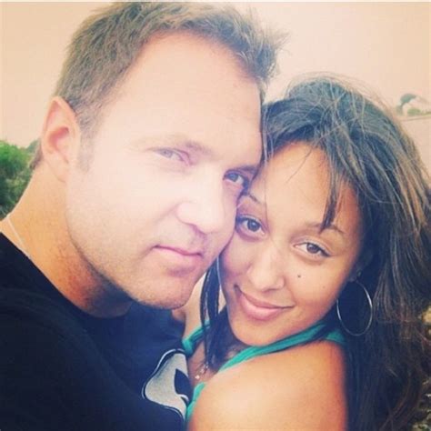pictures of tamera mowry housley