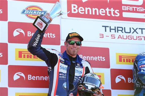 thruxton bsb hospital to rostrum as hickman salvages title fight bikesport news