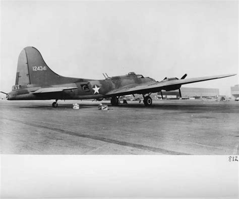 Brilliant Mistakes: The YB-40 | Defense Media Network