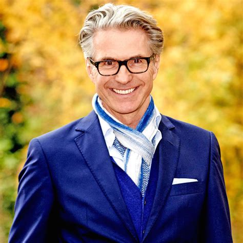 Michael Sandvoss - General Manager Luxury Sales - Media ...
