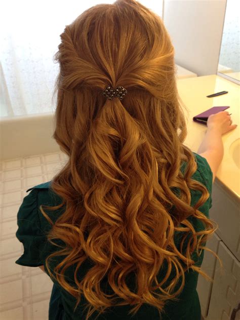 Curly Prom Hair Blonde Half Up Down Simple Homecoming Cute