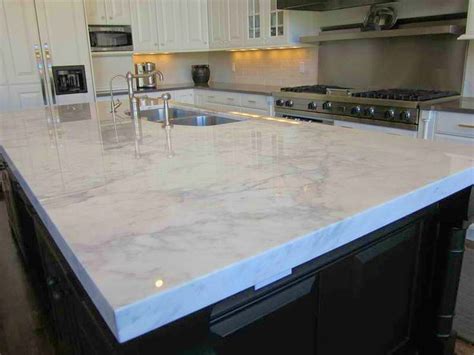 20 White And Grey Quartz Countertops Kitchen Remodeling Ideas On A