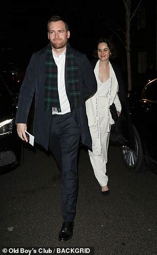 Phoebe waller bridge michelle dockery downton abbey gentleman boyfriend slippers hipster turtle neck stars. Michelle Dockery puts on a cosy display with Jasper Waller ...