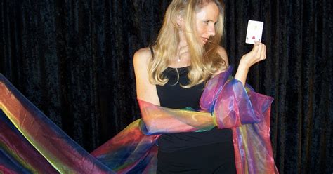 Heather Rogers San Francisco Bay Area Comedy Magician And Variety Entertainer About Me