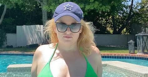 Rebel Wilson Shows Off 3 Stone Weight Loss In String Bikini In Jaw