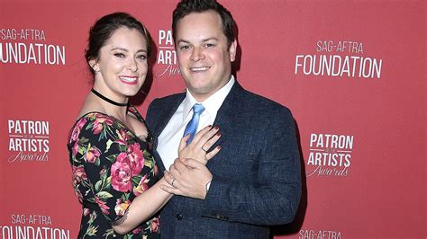 Fox News Pregnant Rachel Bloom And Husband Dan Gregor Taken In By