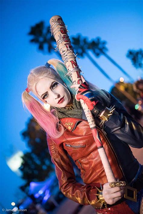 Translations come complete with examples of usage, transcription, and the possibility to hear pronunciation. Maid of Might Cosplay is Pure Perfection | Cosplay News ...