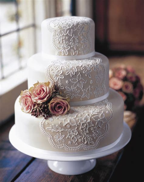 Wedding Trends Lace Cakes Part 2 Belle The Magazine