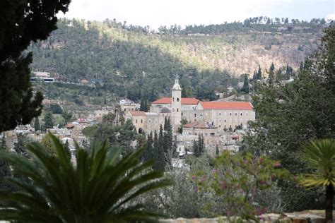 The Best Places To Go Shopping In Ein Kerem Updated 2024