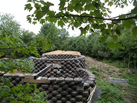 Somewhat restricted to warm dry climates. Cronk Earthship (tire house), rammed earth, passive solar ...
