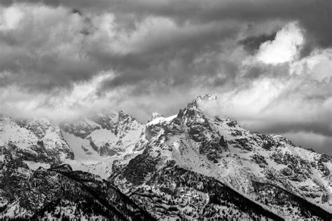 Wallpaper Mountain Peak Snowy Clouds Fog Snow Hd Widescreen