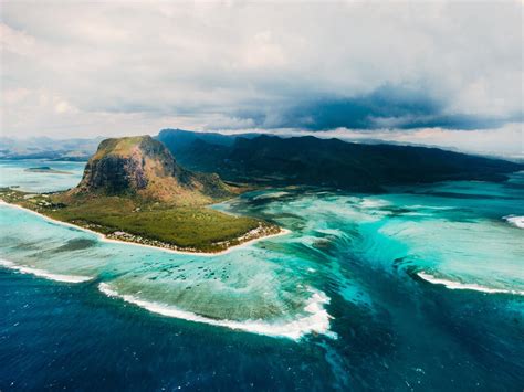 The Story Behind Mauritius Stunning Underwater Waterfall