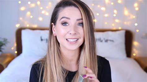 Zoella Reaches 10m Subscribers On Youtube Vloggers Career Milestones From Girl Online To