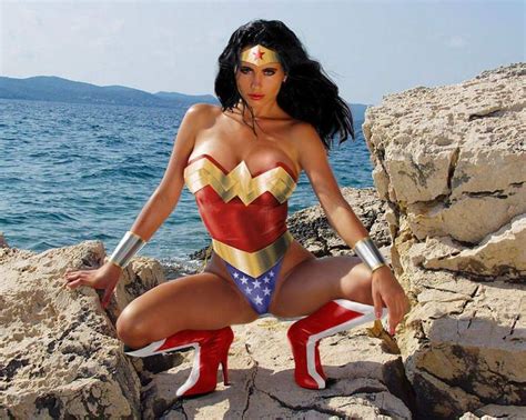 Sexy Wonder Woman Pictures X Very Hot Wonder Woman ♡dc♡ Wonder