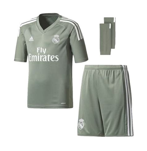 Buy 2017 2018 Real Madrid Adidas Home Goalkeeper Full Kit