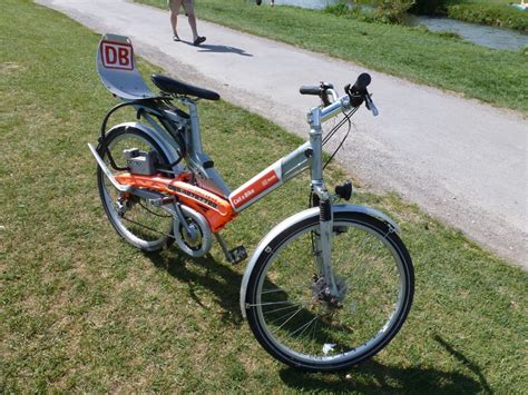 Englischer garten (english garden) is the main park in muich. Call a Bike DB BAHN Fahrrad abgestellt im Englischen ...