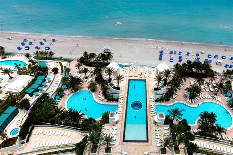 Hotel, Florida: Hollywood Beach: Diplomat Resort & Spa | CANUSA